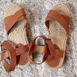 Fat Face Bambo style Sandals
